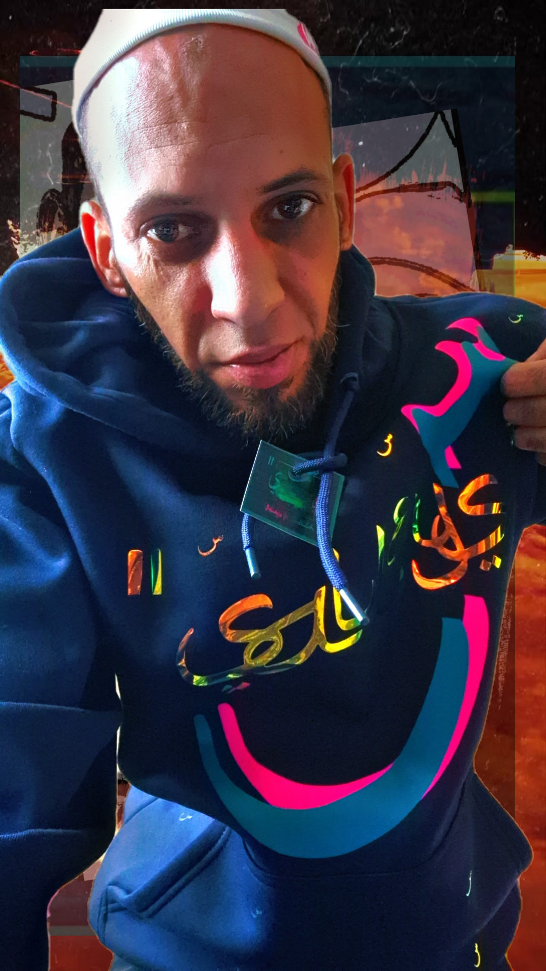 Sweat capuche Salleys. Vêtements made in Halal. Modèle sin. Bleu nuit / Bleu / Fushia / Or.