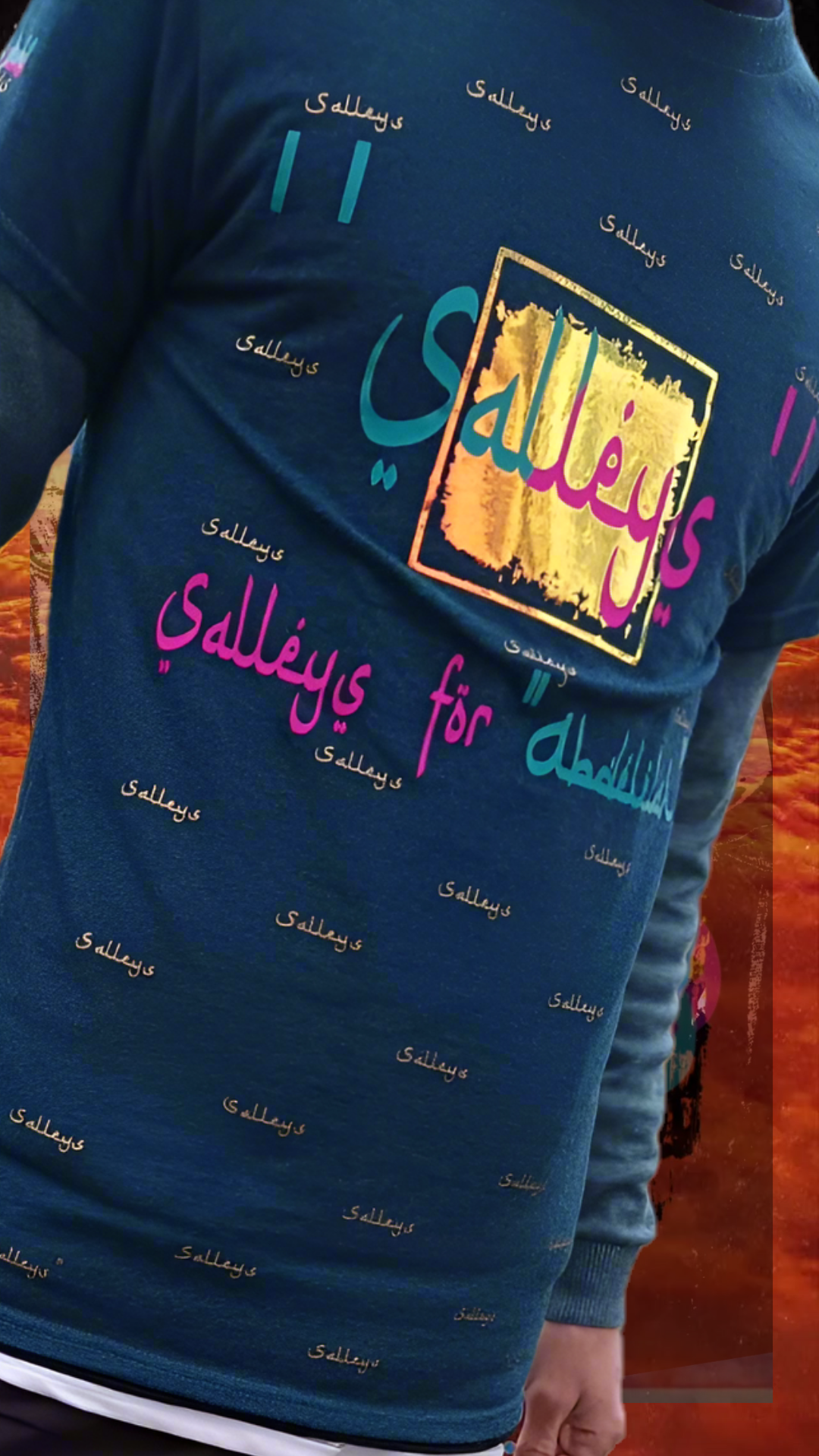 T shirt maillot Salleys. Vêtements made in Halal. À personnalisé. Bleu vert minuit / Bleu / Fushia / Or.